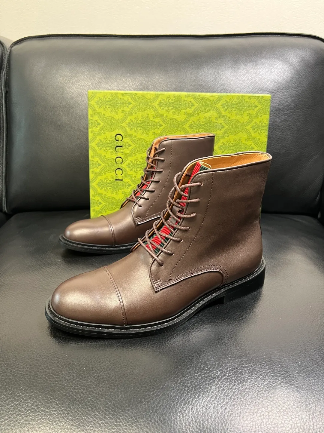 Men's shoes 💰900 Gucci High-quality top crafts Gucci Leather shoes and boots high-top series counter synchronization Original factory configuration, original cowhide imported from Italy, imported water-dyed cow lining, soles: original factory special supply original sole super comfortable, original factory and single goods High quality, welcome to compare and synchronization at the counter, code number 39-44 (customized 45)